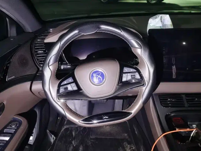 BYD Han — Фото автомобиля 15