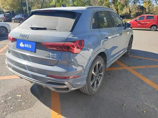 Audi Q3 — Фото автомобиля 3