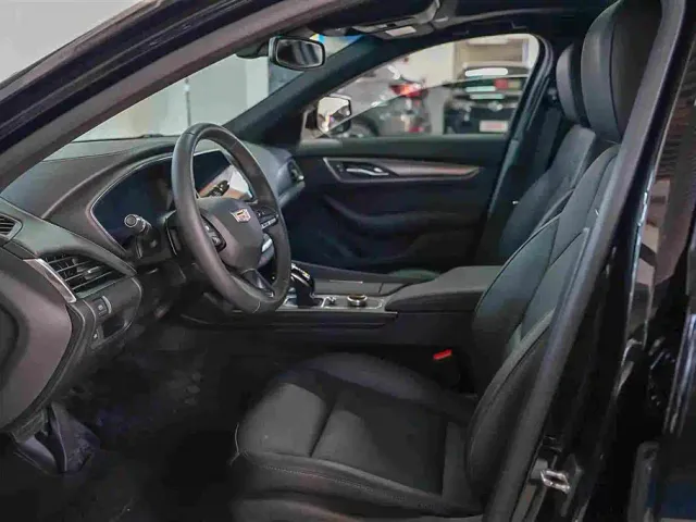 Cadillac CT5 — Фото автомобиля 4