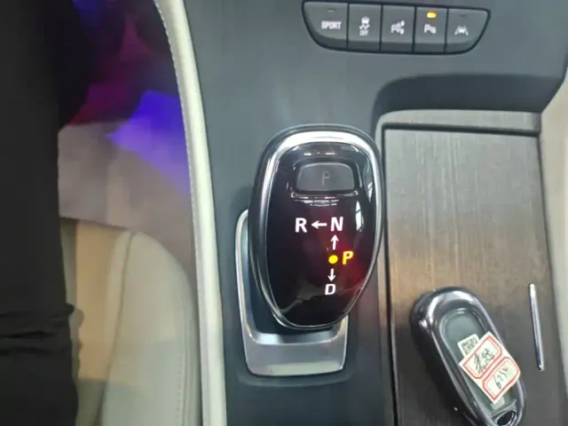 Buick LaCrosse — Фото автомобиля 13