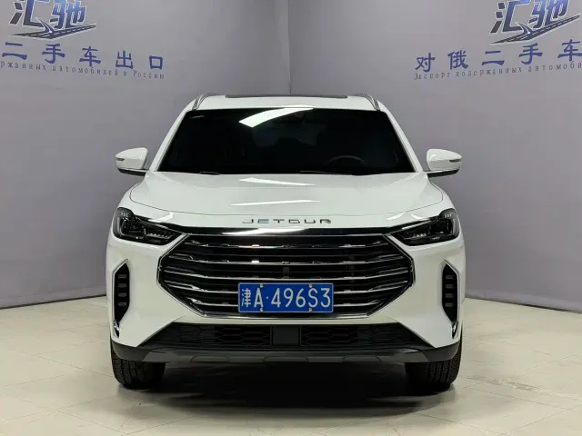 Jetour X70 Plus — Фото автомобиля 2