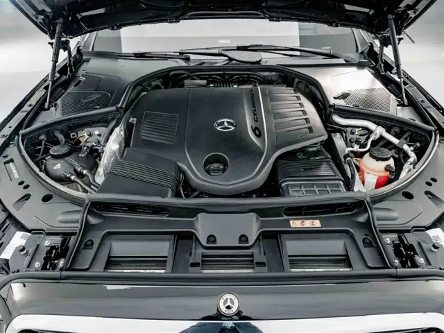 Mercedes-Benz S-Class — Фото автомобиля 22