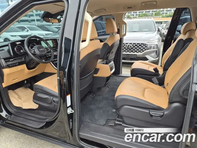 Kia Canival Carnival 4 поколение Дизель 9 мест Prestige — Фото автомобиля 9