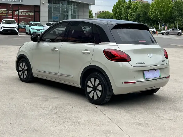 Wuling Bingo — Фото автомобиля 4