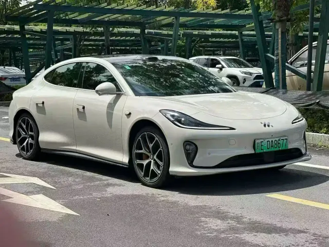 IM Motors L6 — Фото автомобиля 3