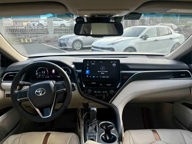 Toyota Camry — Фото автомобиля 15