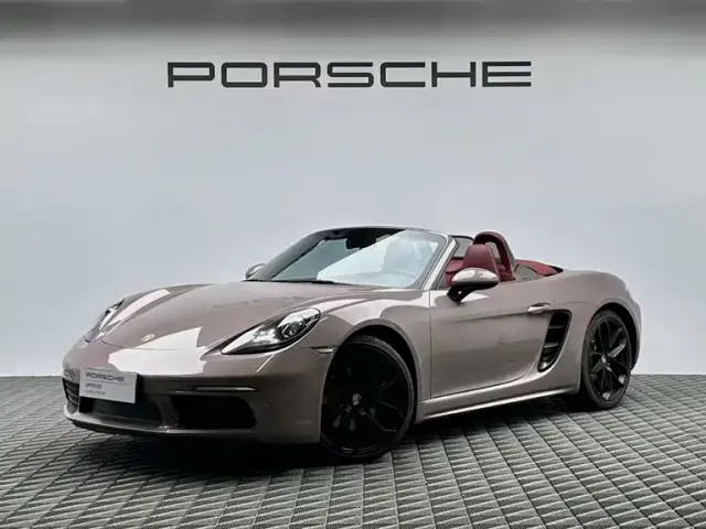 Фотография автомобиля — Porsche 718