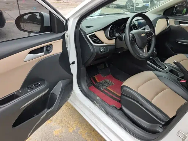 Chevrolet Monza — Фото автомобиля 15