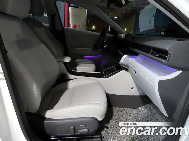 Hyundai Kona Kona (SX2) Бензин 1.6 турбо 2WD — Фото автомобиля 11
