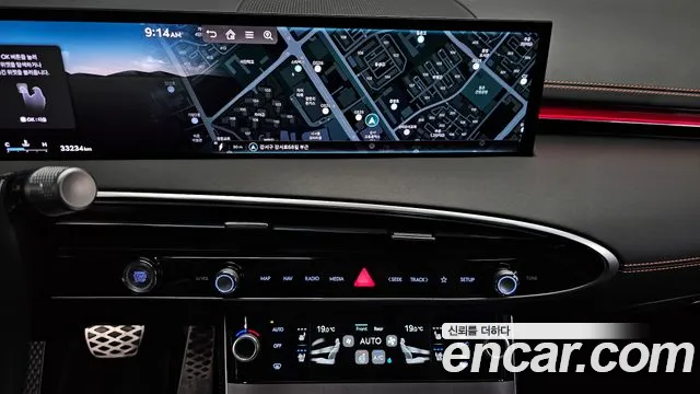 Genesis GV70 — Фото автомобиля 20