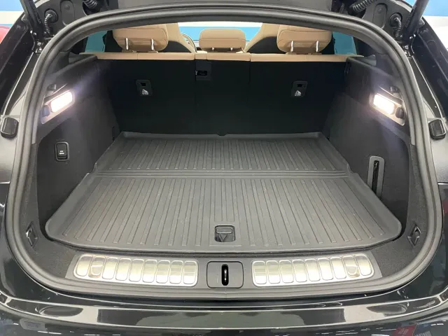 Nio ET5 Touring — Фото автомобиля 22