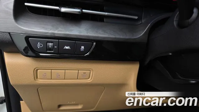 Kia Canival Carnival 4 поколение 9 мест Prestige — Фото автомобиля 17