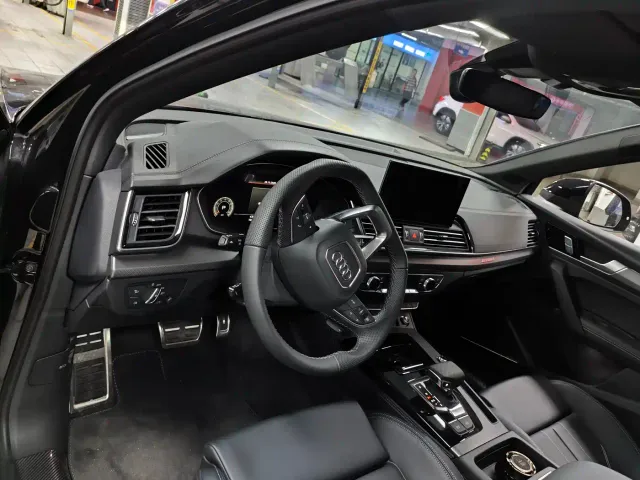 Audi Q5L — Фото автомобиля 2