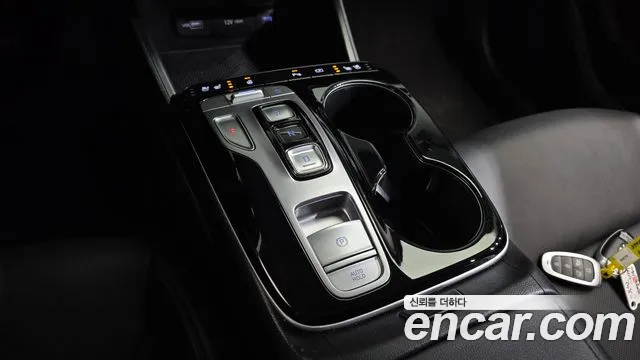 Hyundai Tucson Tucson (NX4) Бензин 1.6 турбо 2WD — Фото автомобиля 9