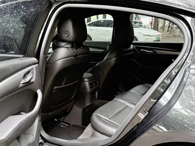 Cadillac CT5 — Фото автомобиля 8