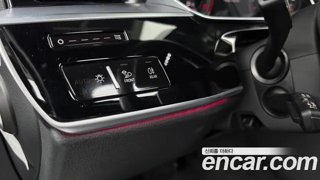 Audi A8 D5 — Фото автомобиля 27