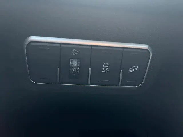 Haval Haval M6 2023 PLUS 1.5T DCT Luxury Smart Connect — Фото автомобиля 13