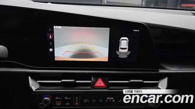 Kia Niro New — Фото автомобиля 21