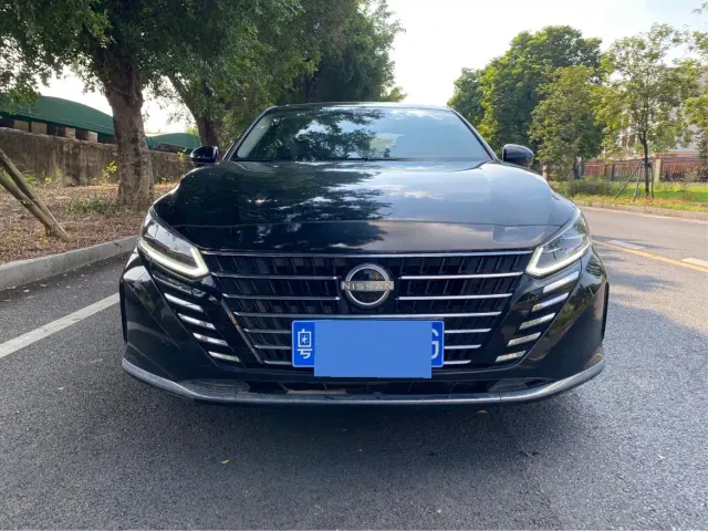 Nissan Teana — Фото автомобиля 2