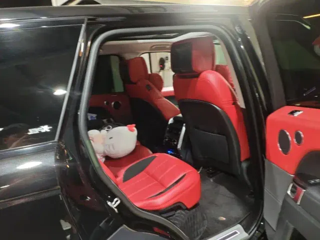 Land Rover Range Rover Sport — Фото автомобиля 4