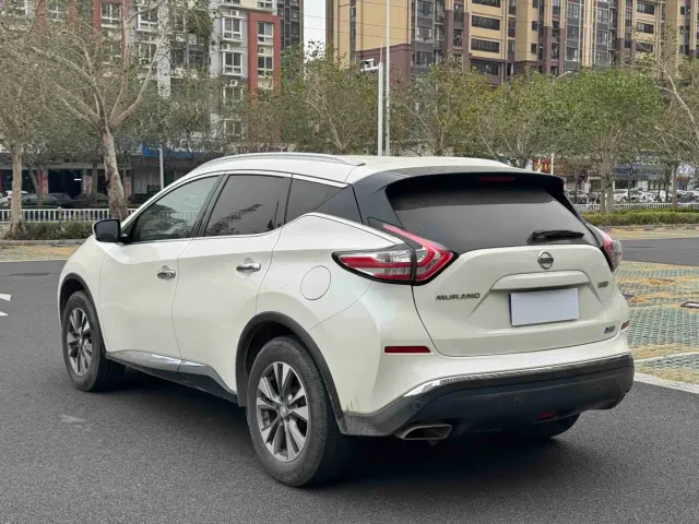 Nissan Murano — Фото автомобиля 9