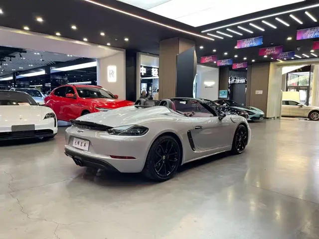 Porsche 718 — Фото автомобиля 22