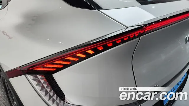 Kia EV6 Long Range — Фото автомобиля 22