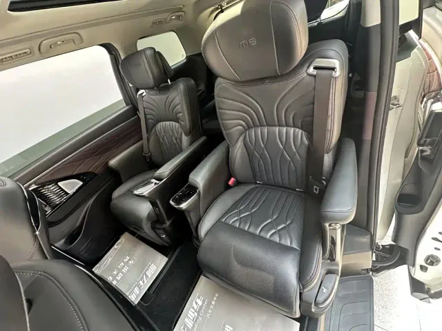 GAC Trumpchi M8 — Фото автомобиля 10
