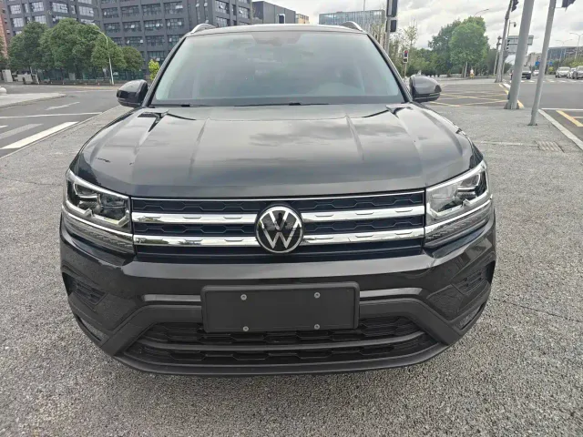 Volkswagen Tharu — Фото автомобиля 3