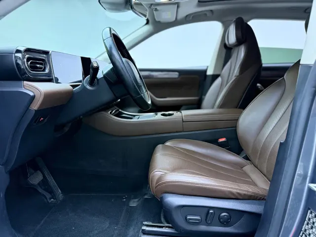 Leapmotor C11 — Фото автомобиля 5