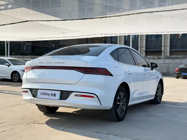 BYD Qin PLUS — Фото автомобиля 4