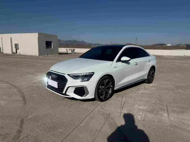 Фотография автомобиля — Audi A3