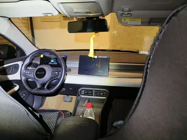 BYD Seal 05 DM-i — Фото автомобиля 12