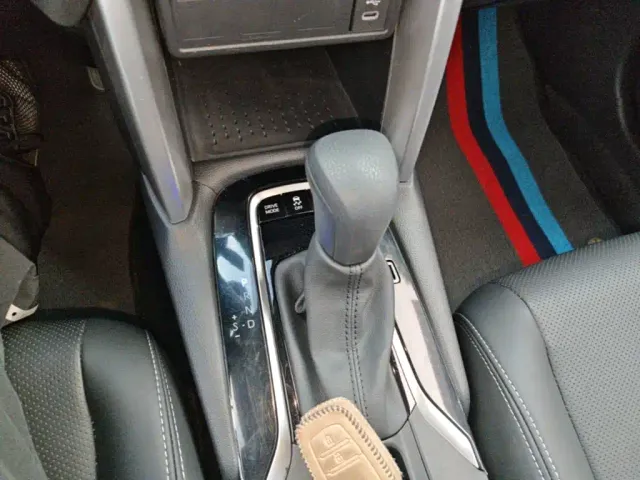 Toyota Corolla Cross 2024 2.0L Smart Hybrid Dual Engine Pioneer Edition — Фото автомобиля 13