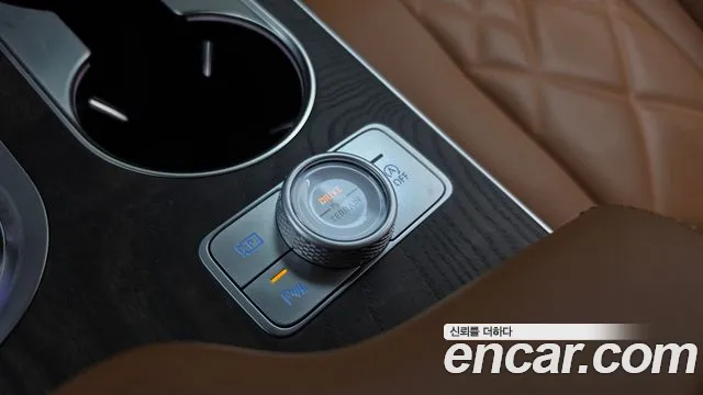 Genesis GV80 2.5T Бензин AWD — Фото автомобиля 29