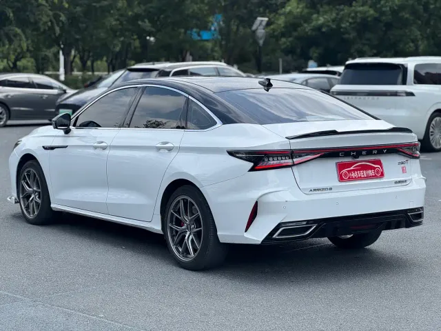 Chery Arrizo 8 — Фото автомобиля 12