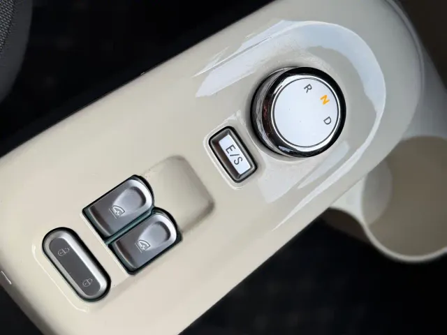 Changan Lumin — Фото автомобиля 18