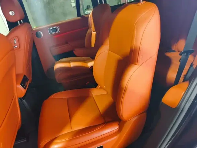 Li Auto L8 — Фото автомобиля 16