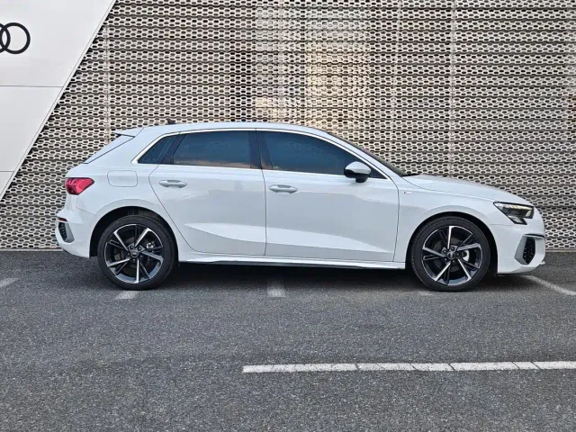 Audi A3 — Фото автомобиля 3