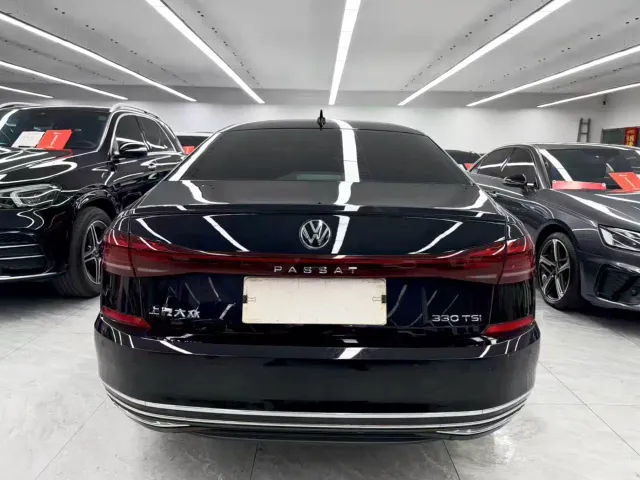 Volkswagen Passat — Фото автомобиля 5