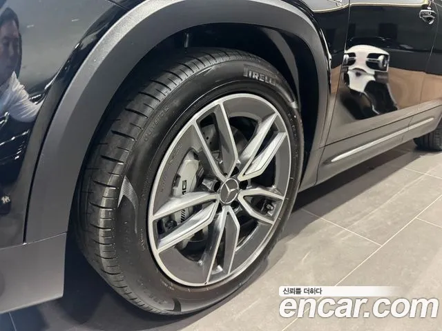 Mercedes-Benz GLB-Class — Фото автомобиля 5