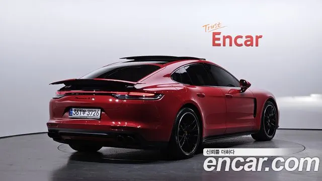 Porsche Panamera 971 — Фото автомобиля 2