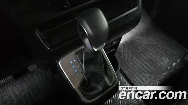 Hyundai Staria — Фото автомобиля 12