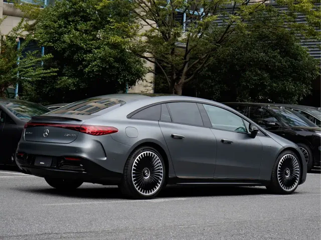 Mercedes-Benz EQS AMG — Фото автомобиля 4
