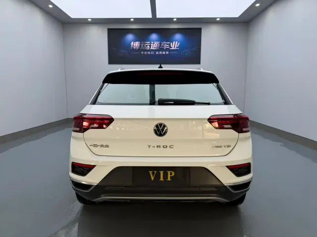 Volkswagen T-Roc — Фото автомобиля 5