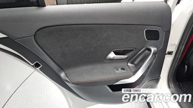 Mercedes-Benz A-Class — Фото автомобиля 21