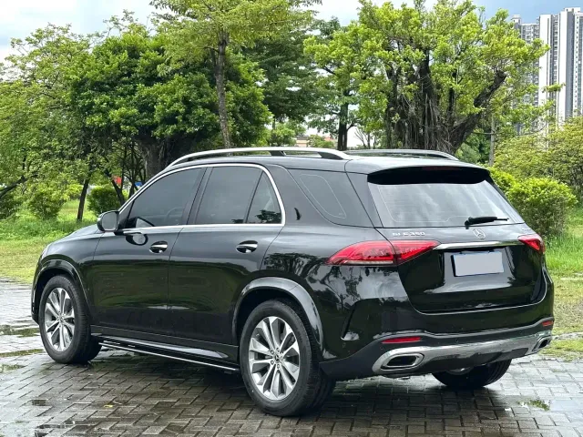 Mercedes-Benz GLE-Class — Фото автомобиля 4