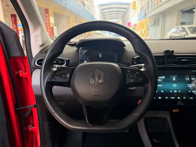 Leapmotor T03 — Фото автомобиля 14