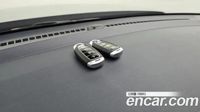 Hyundai Venue — Фото автомобиля 23