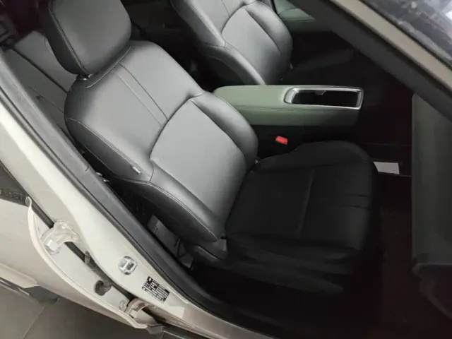 Baojun Yep Plus — Фото автомобиля 24